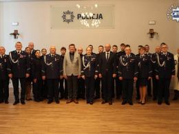13 nowych policjantów złożyło ślubowanie. Wręczono także medale i odznaki