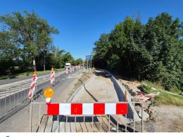 Powstaje nowa droga dla pieszych i rowerzystów wzdłuż ulicy Wrocławskiej