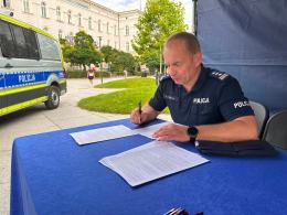 Trwa akcja krwiodawstwa przed dworcem PKP w Opolu