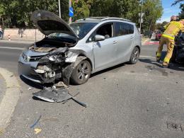 Dwie toyoty zderzyły się na skrzyżowaniu w Opolu. W samochodach były dzieci