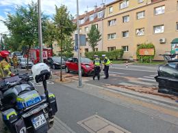 Cztery samochody zderzyły się na skrzyżowaniu Katowickiej i Kośnego