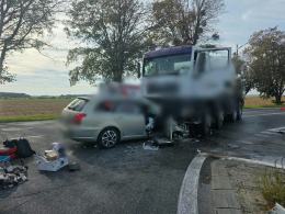 Wypadek na DK94 w Strzelcach Opolskich. Jedna osoba ranna. Droga zablokowana