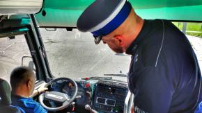 Wycieczka autokarem? Tylko sprawnym i bezpiecznym pojazdem