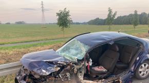 Tragedia na nyskiej drodze. Nie żyje 64-letni kierowca
