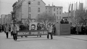 Zaczęło się w USA, ale mocno zakorzeniło w Polsce. Historia dnia 1 maja, święta pracy