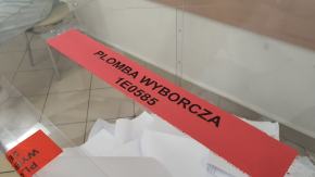 Trzaskowski z przewagą, ale spadającym poparciem. Nowy sondaż prezydencki Opinii24