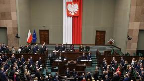 Rząd Donalda Tuska z wotum zaufania. Jak głosowali posłowie? 