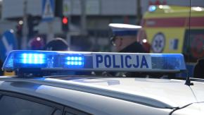 Opole: Mężczyzna z ranami szyi i głowy chodził po ulicy