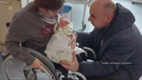 Lekarze odebrali dziecko rodzicom. Powód? Mama jest niepełnosprawna