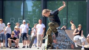 Opole świętuje Dzień Deskorolki. Były triki na deskach, teraz pora na koncert