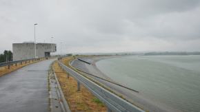 Całodobowy dyżur w powiecie nyskim. Służby monitorują sytuację hydrologiczną