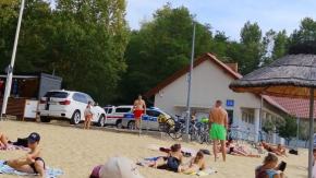 Silny wiatr zatrzymał rowerki wodne na środku akwenu Bolko. Interweniowała straż