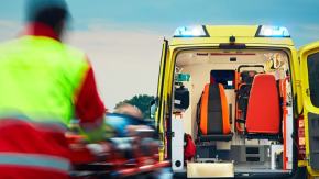 Mężczyzna uderzył ratownika medycznego. Grozi mu do 3 lat więzienia