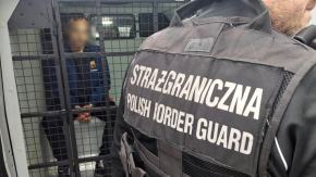 Kradzieże i jazda po alkoholu. Pięcioro obywateli Ukrainy z decyzjami deportacyjnymi