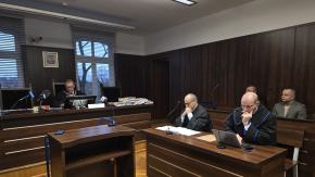 "Absurd i farsa" - tak oskarżeni oceniają postępowanie. "Sprawa kredy" ponownie w Nysie (WIDEO 