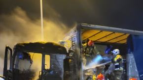 Pożar ciągnika siodłowego na MOP Wysoka przy autostradzie A4