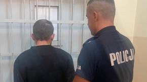 Jednego dnia policjanci z Kluczborka zatrzymali dwóch sprawców przemocy domowej