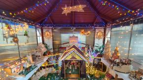 Zaczęło się od kilku lampek. Dom państwa Jaschików od lat świeci najjaśniej