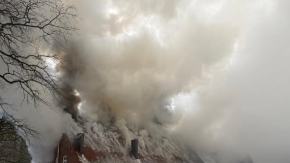 Pożar budynku mieszkalnego w Kluczborku. Cztery osoby ewakuowane