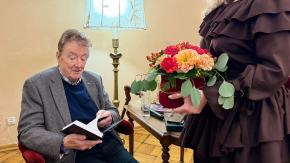 Groza w murach zamku. Graham Masterton spotkał się z czytelnikami w Otmuchowie