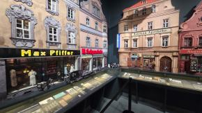 Wieża Ratuszowa z nową wystawą. Opowieść o Rynku sprzed stu lat (WIDEO)