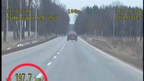 Kierowca BMW pędził 197 km/h w rejonie gminy Zawadzkie