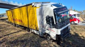 Utrudnienia na A4 w kierunku Katowic. Zablokowany prawy pas