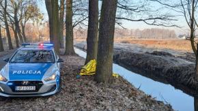 Ciało 38-latka wyłowione ze strumienia w Wołczynie