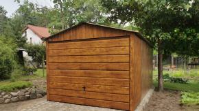 Jak szybko zadaszyć podjazd bez niszczenia przydomowego krajobrazu