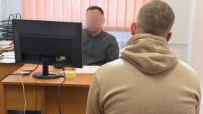 Wywiadowcy po służbie zatrzymali oszusta. Chciał odebrać od seniora 150 tysięcy