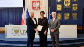 Ponad 58 mln zł na drogi w regionie. Wojewoda podpisała umowy z samorządami