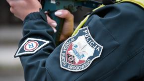 Jechał po krajówce z prędkością dopuszczalną na autostradzie