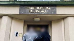 Bójka pseudokibiców podczas meczu B-klasy w Skoroszycach. Dwóch mężczyzn usłyszało zarzuty