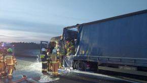 Pożar ciężarówki na A4 pod Krapkowicami. Utrudnienia w kierunku Wrocławia