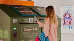 Ubraniomat pojawił się w Solarisie. Nowy sposób na oddanie niepotrzebnej odzieży