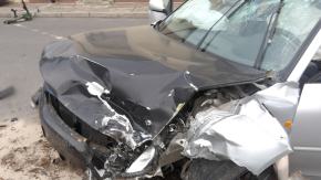 Kierowca audi nie zatrzymał się do kontroli. Zatrzymał go dopiero wypadek