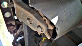 Uszkodzona poduszka w ciężarówce. Kontrola zakończona zakazem jazdy