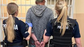 Trzech poszukiwanych zatrzymanych podczas majówki w powiecie kluczborskim