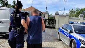 Ukrywał się u siostry. Poszukiwany 47-latek zatrzymany przez policję