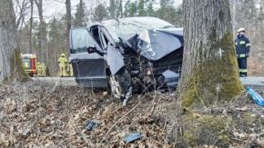 Pijany kierowca odpowie za wypadek w Murowie. Ranni żona i 6-letni syn