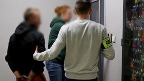 W kieszeniach miał amfetaminę - 33-latek zatrzymany podczas nocnego patrolu