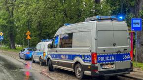 Skupiony na driftowaniu, nie zauważył jadących za nim policjantów