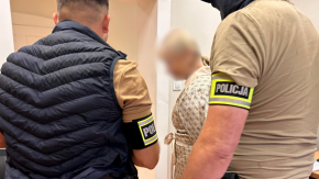 Zarzuty korupcji i przekroczenia uprawnień dla lekarki i podległej jej pracownicy medycznej