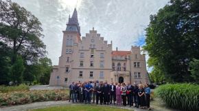 Zabytkowy pałac w Woskowicach Małych po kompleksowej rewitalizacji