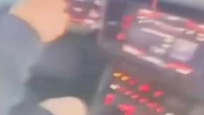21-latek stracił prawo jazdy po nagraniu brawurowej jazdy