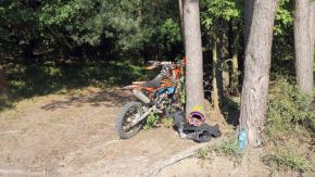 Czołowe zderzenie dwóch motocykli w Chrząszczycach. Ranni 15-latek i 26-latek