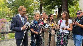 19-latek zatrzymany w sprawie zabójstwa 49-latki. Miał przy sobie nóż i młotek