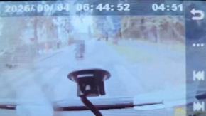 Niebezpieczna sytuacja na drodze w rejonie szkoły w Namysłowie
