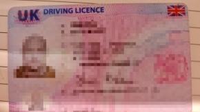 Kupił blankiet prawa jazdy w sieci - myślał, że przechytrzy policjantów