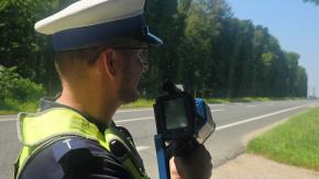 Pędził 170 km/h! Pirat drogowy stracił prawo jazdy